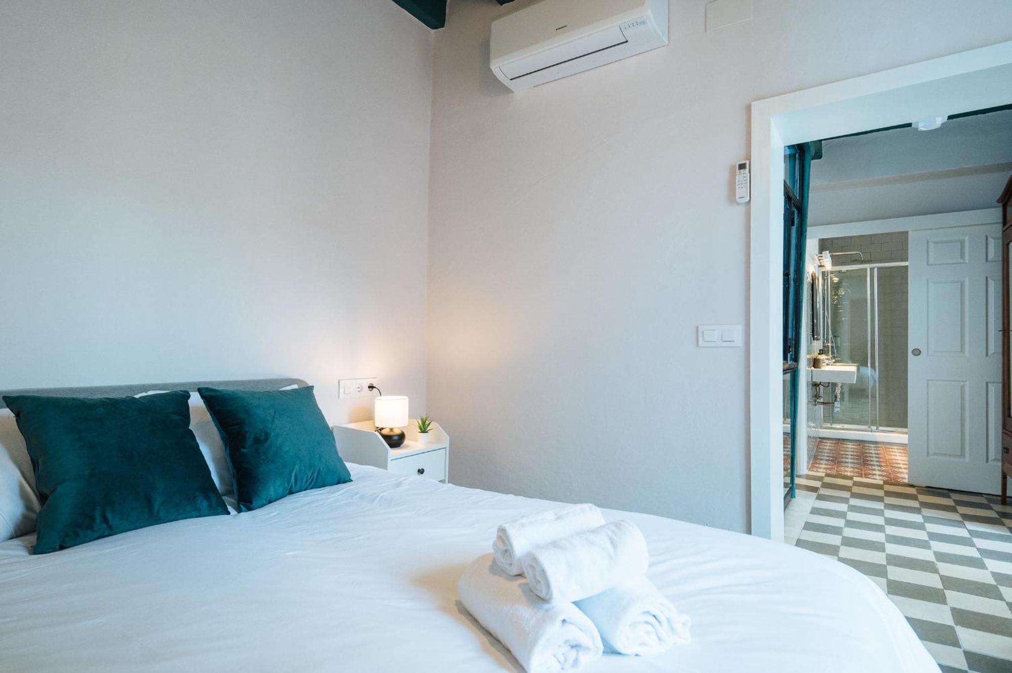 Independent Beautiful House Seville City Center With Private Parking Bagian luar foto