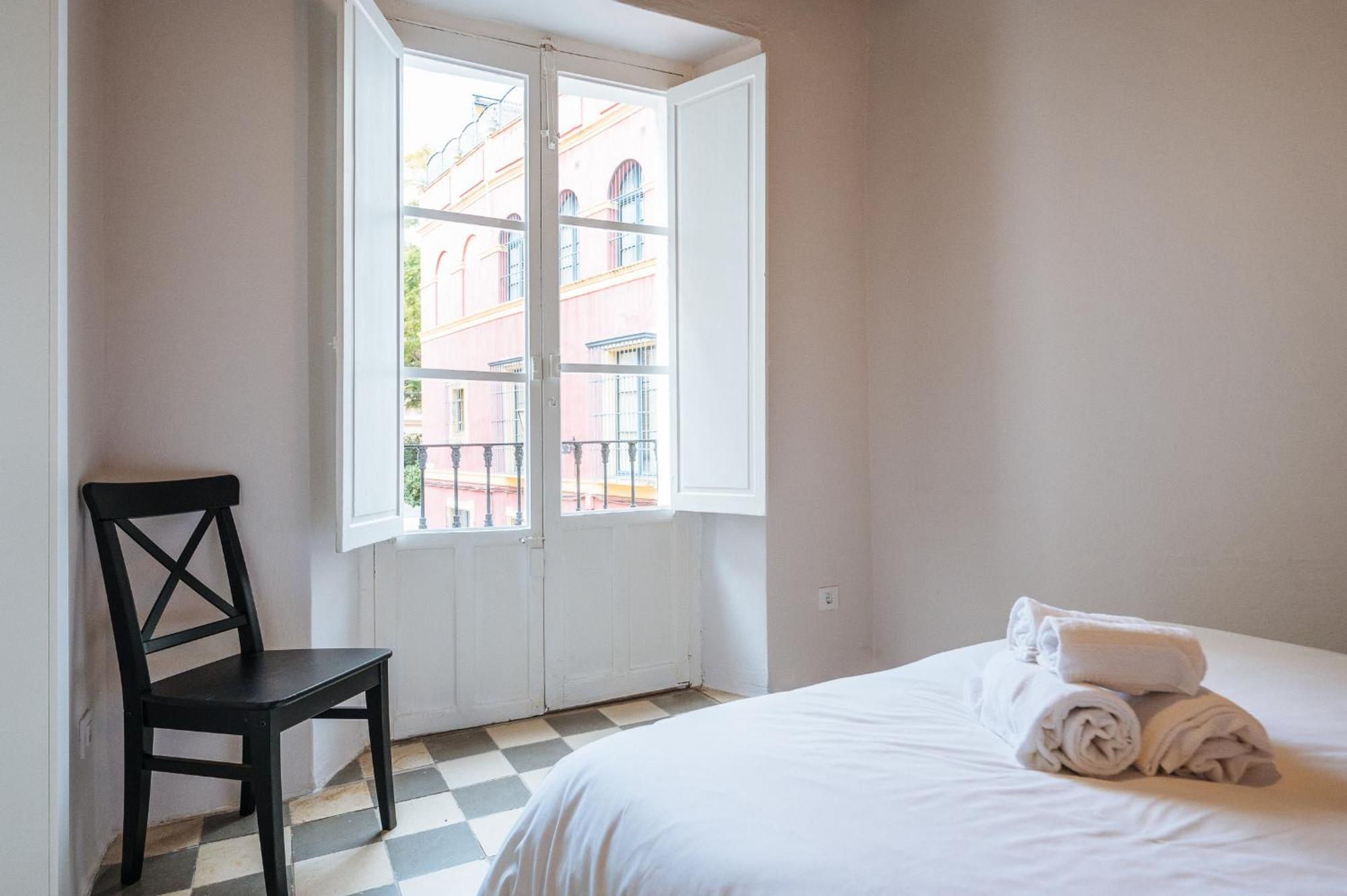 Independent Beautiful House Seville City Center With Private Parking Bagian luar foto